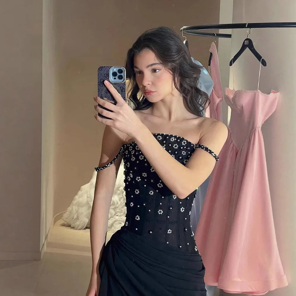 Luxury Black Beaded Mermaid Prom Dress with Spaghetti Straps LA73047