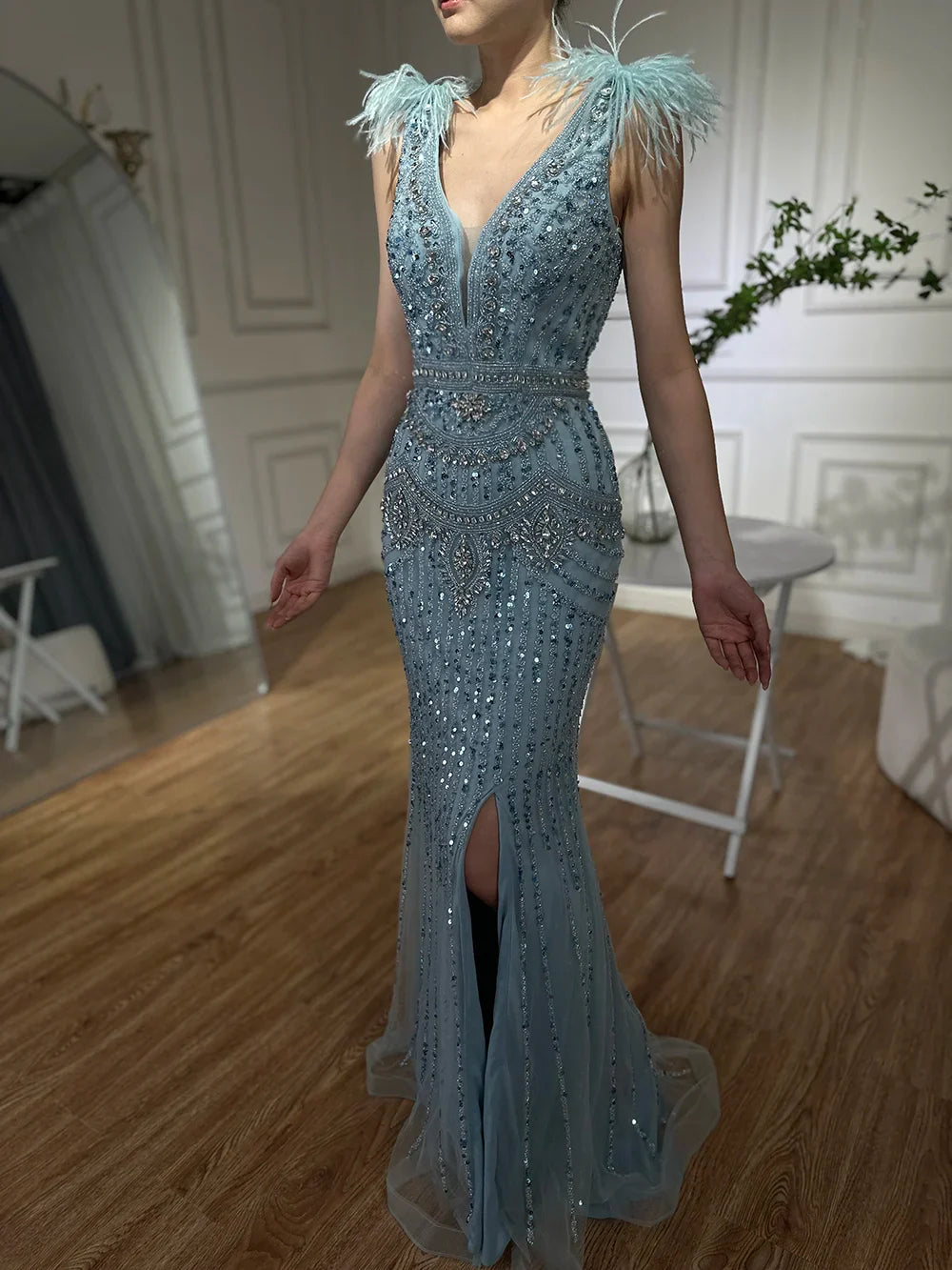 Luxury Dubai Arabic Blue Elegant Split Mermaid Beaded Feathers Long Evening Dresses Gowns for Formal Occasion LA72742