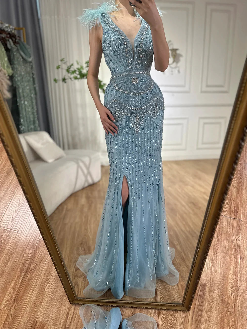 Luxury Dubai Arabic Blue Elegant Split Mermaid Beaded Feathers Long Evening Dresses Gowns for Formal Occasion LA72742
