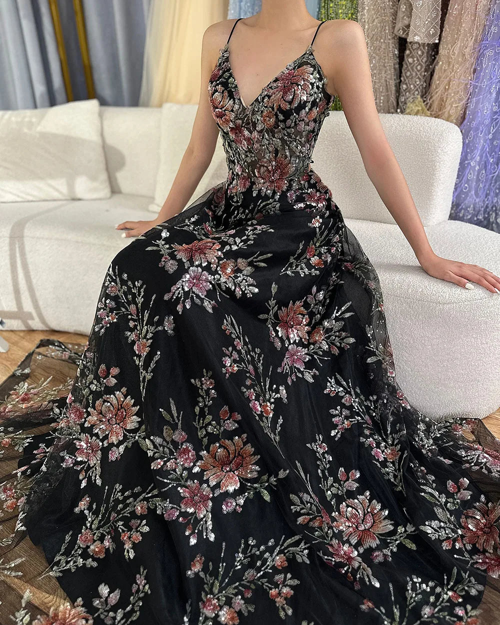 Luxury Dubai Spaghetti Strap A-Line Black Beaded Luxury Prom Dress for Formal Occasion Saudi Arabic LA72773