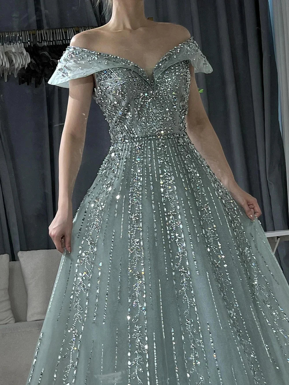 Luxury Dubai Saudi Arabic Gray Beaded Design A-Line Evening Dresses Gowns for Formal Occasion LA72731