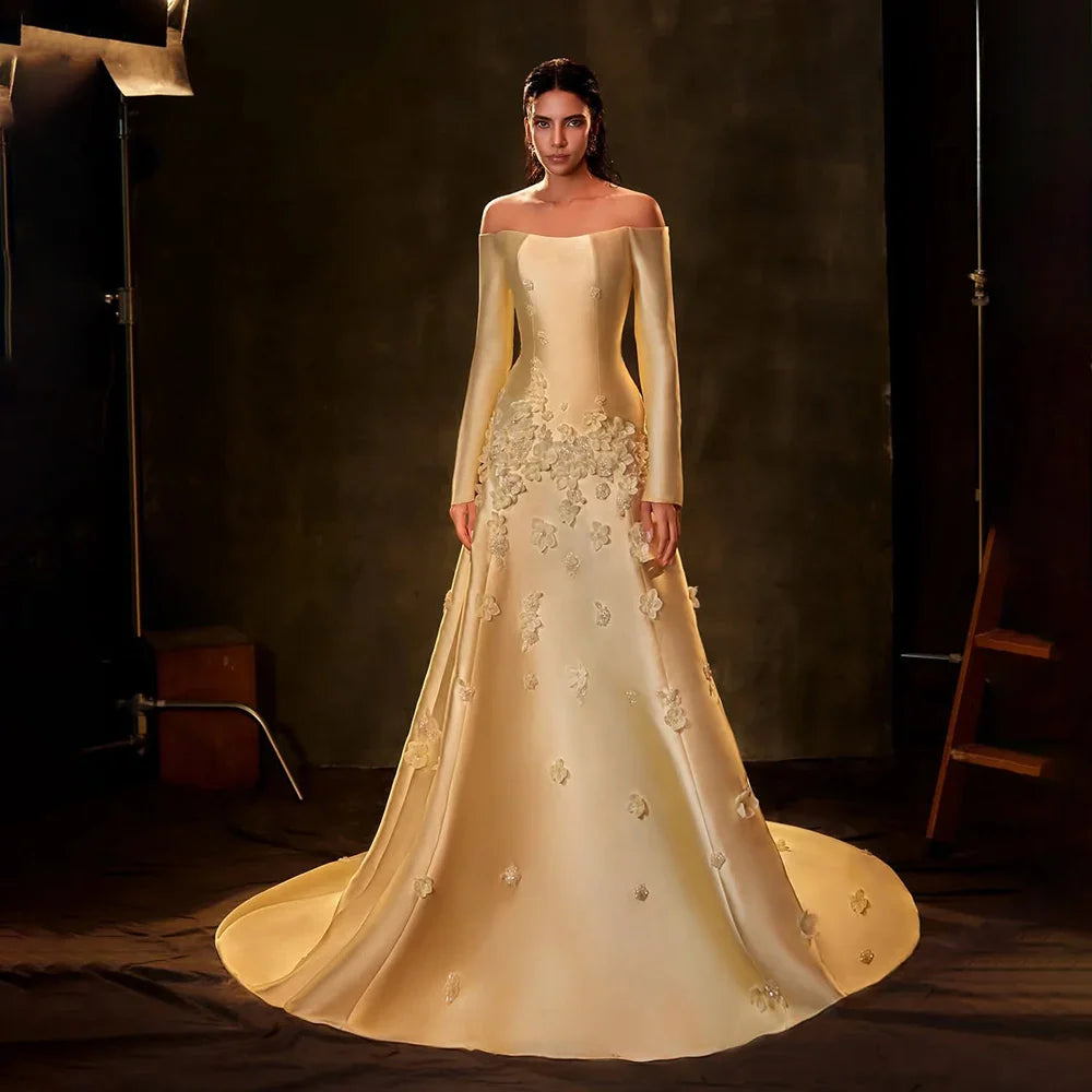 Luxury Dubai Arabia Yellow A-Line Satin Appliques Evening Dresses Gowns for Formal Occasion LA72833