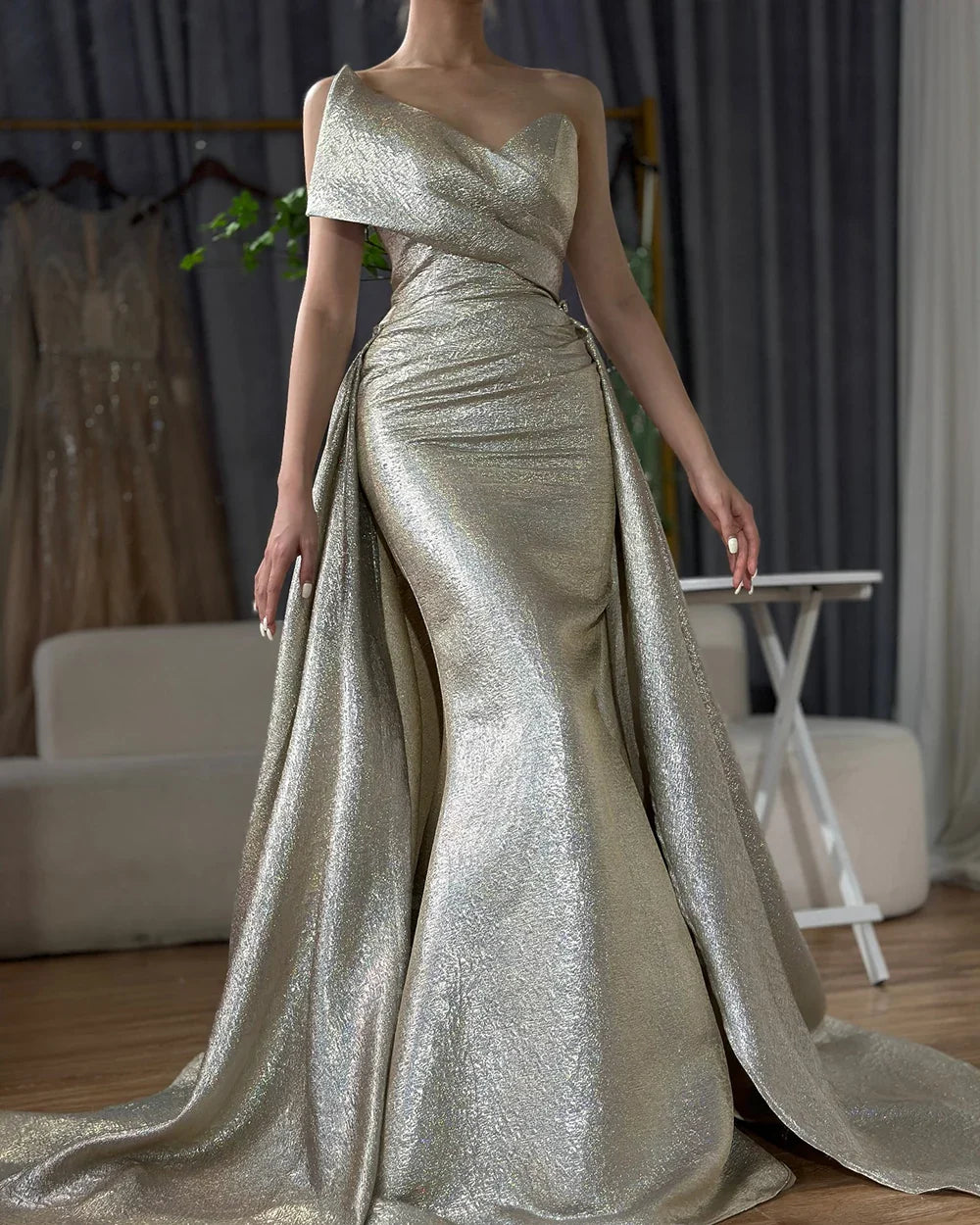 Luxury Dubai Customize Champagne Mermaid Evening Dress with Off Shoulder and Tie Design for Formal Occasion LA70626A