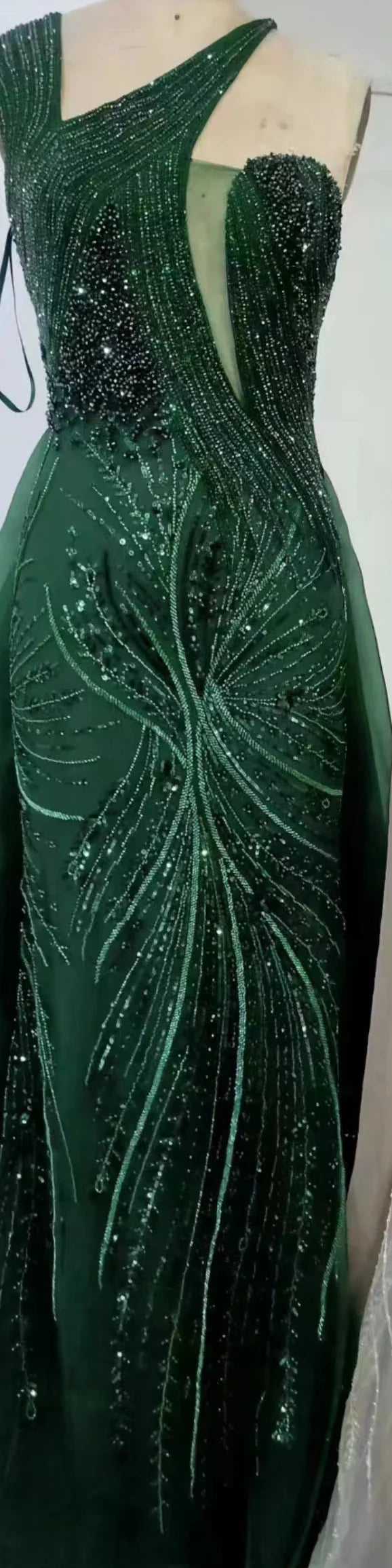 Luxury Dubai Nude Mermaid Green Evening Gown with Elegant One Shoulder Overskirt for Formal Occasion LA72031A