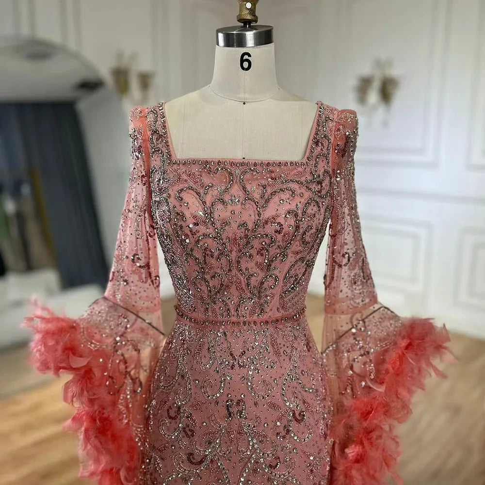 Luxuriöses Dubai-Abendkleid mit ausgestellten Ärmeln, Meerjungfrau-Stil, türkisfarbenen Perlen und Federn, für formelle Anlässe, LA72767