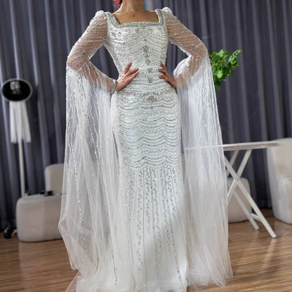 Luxuriöses, perlenbesetztes Karamell-Abendkleid mit Cape-Ärmeln LA72604
