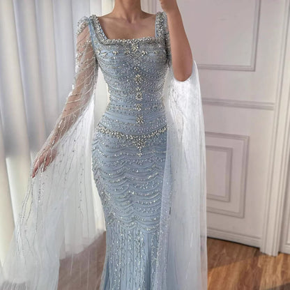 Luxuriöses, perlenbesetztes Karamell-Abendkleid mit Cape-Ärmeln LA72604