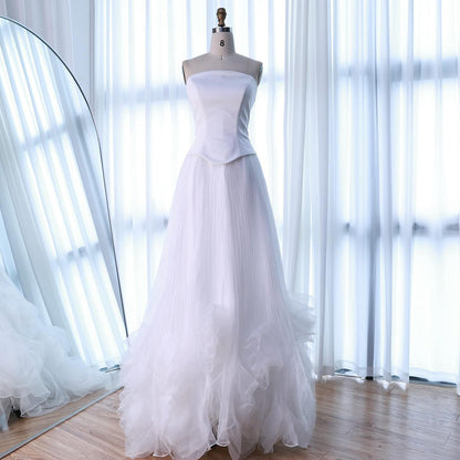 Elegantes Abendkleid in Salbeigrün mit 3D-Blumen in A-Linie LA72913