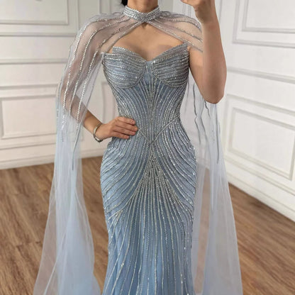 Luxuriöses, nudefarbenes Meerjungfrauen-Abendkleid mit Cape-Ärmeln LA73118