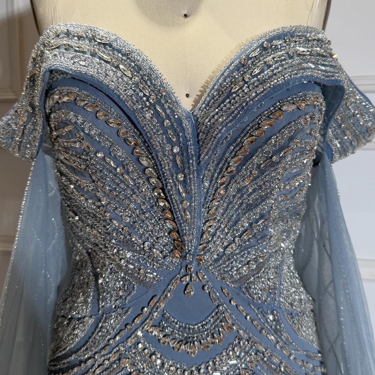 Luxury Blue Beaded Cape Sleeve Saudi Arabic Evening Dress LA73151