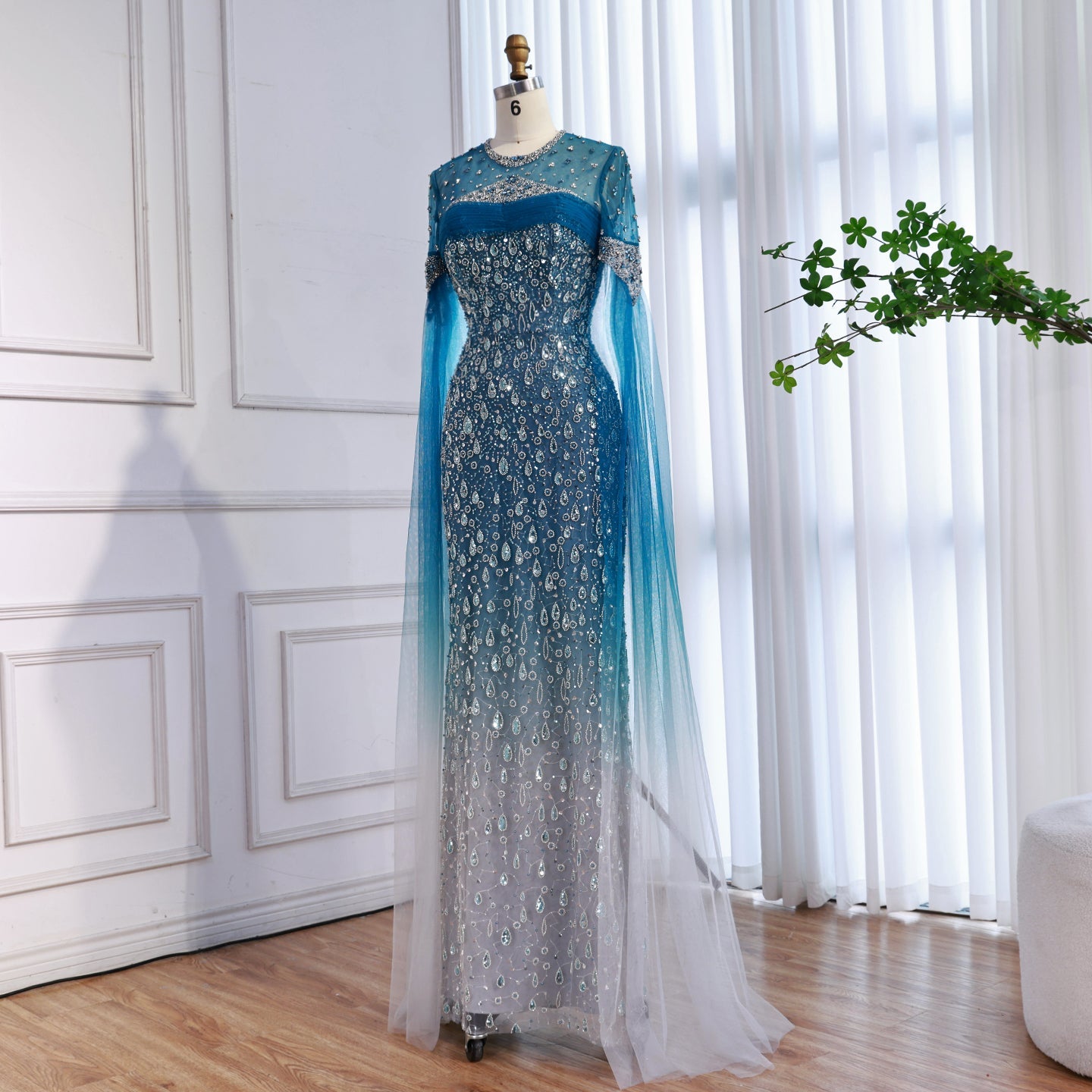 Luxury Arabic Gradient Green Mermaid Evening Dress With Cape LA73414