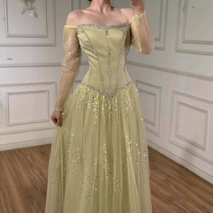 Luxuriöses arabisch-blaues schulterfreies A-Linien-Abendkleid mit Perlenbesatz und Ärmeln LA73464