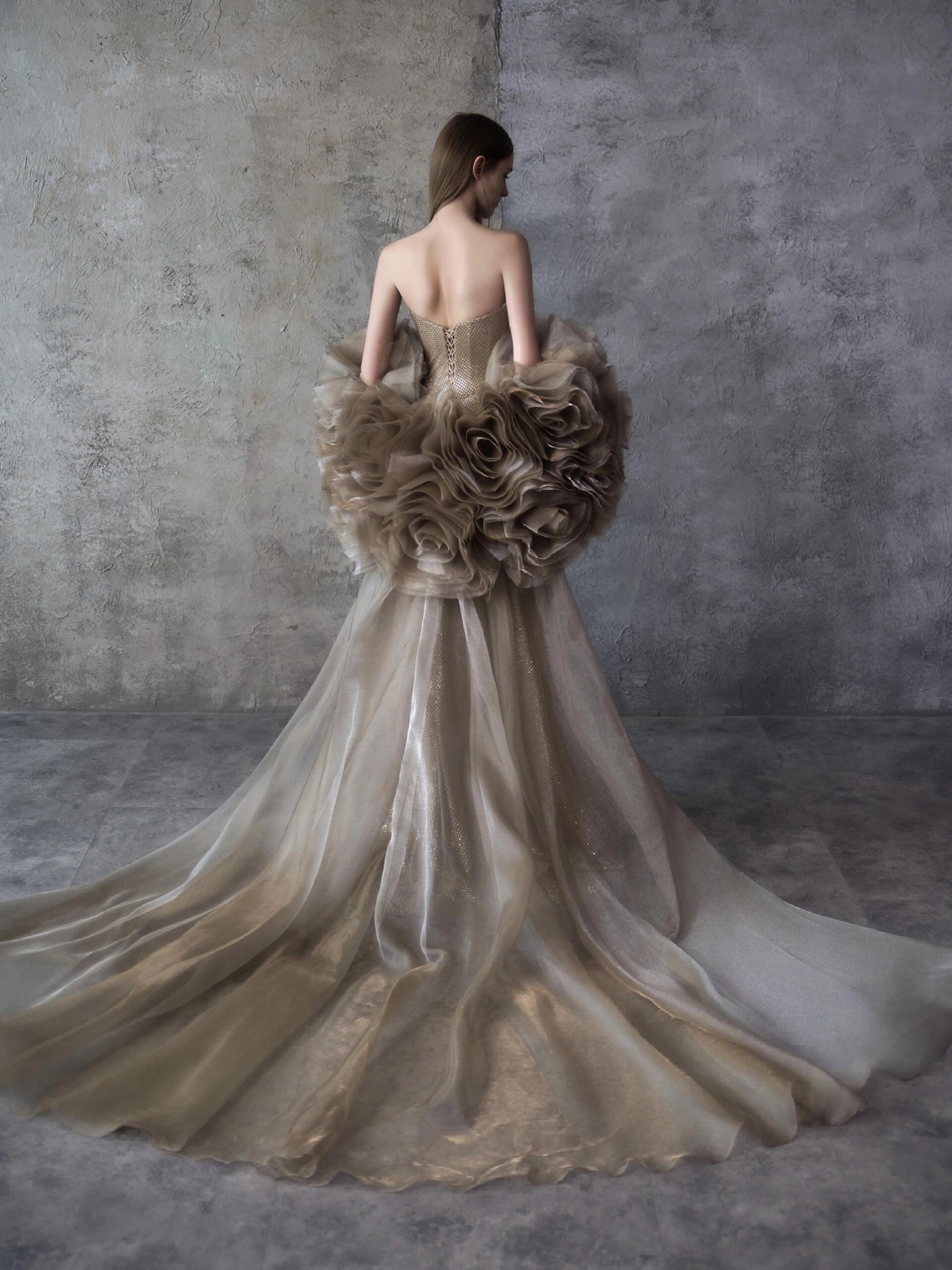 Luxury Gold Strapless Crystal Beaded Mermaid Evening Dress With Cape LA73489A