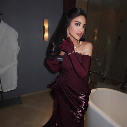 Luxury Wine Red Strapless Beaded Evening Dress With Skirt With Gloves LA73528