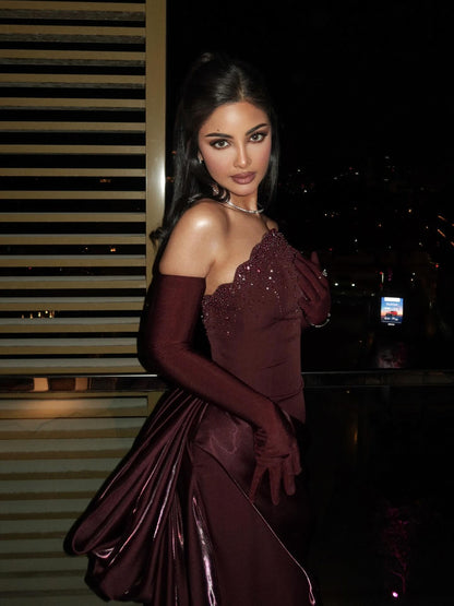 Luxury Wine Red Strapless Beaded Evening Dress With Skirt With Gloves LA73528