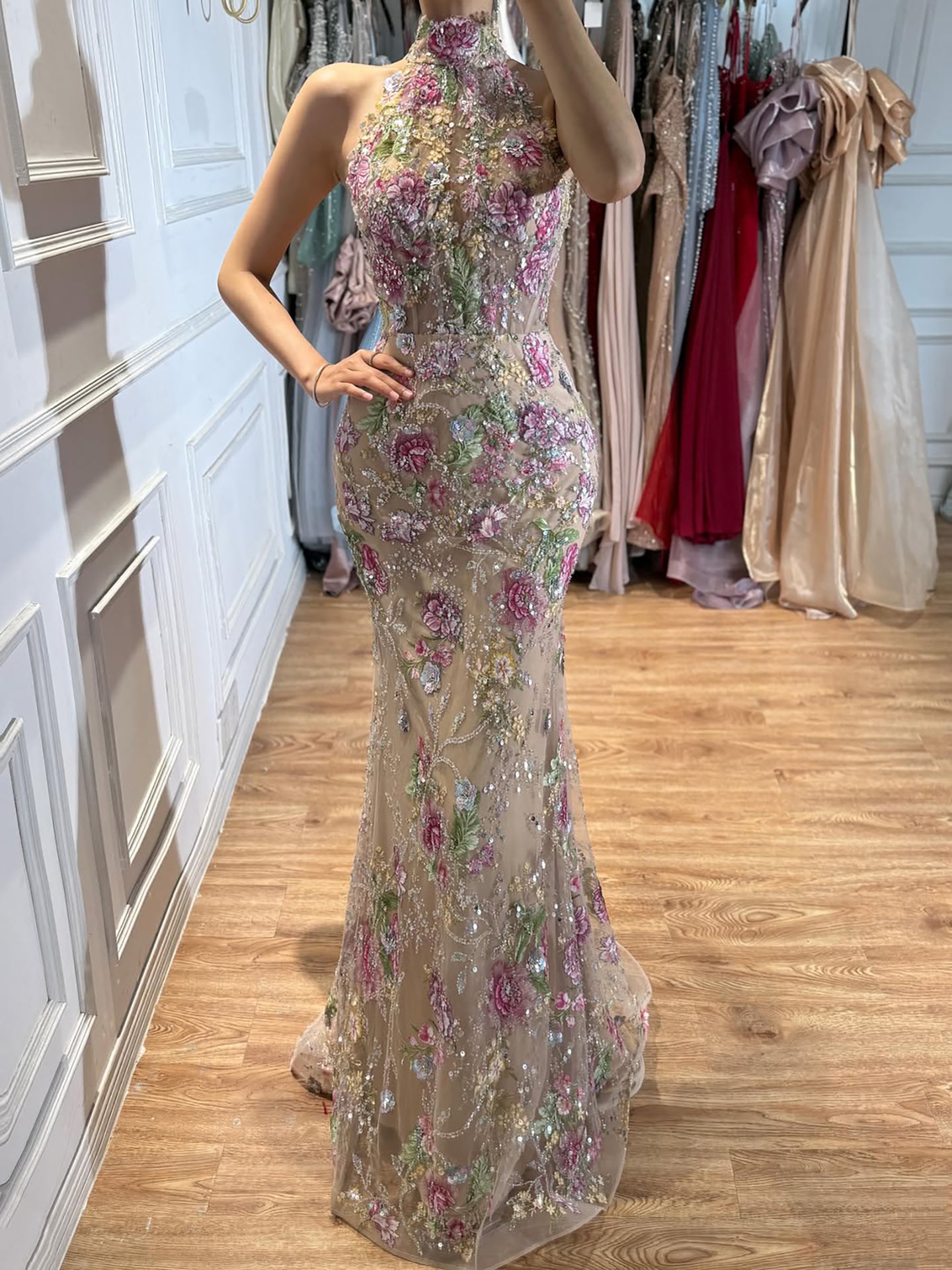 Luxury Pink Appliques Beaded Halter Mermaid Evening Dress LA73644