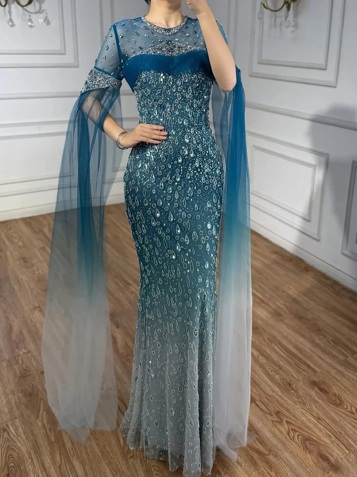 Luxury Arabic Gradient Green Mermaid Evening Dress With Cape LA73414