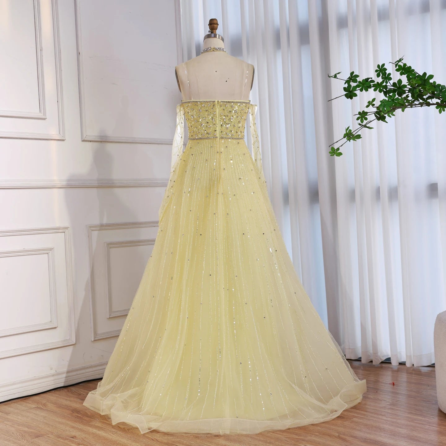 Sparkly Luxury Beaded Yellow Halter Evening Dress Gloves Saudi LA72948