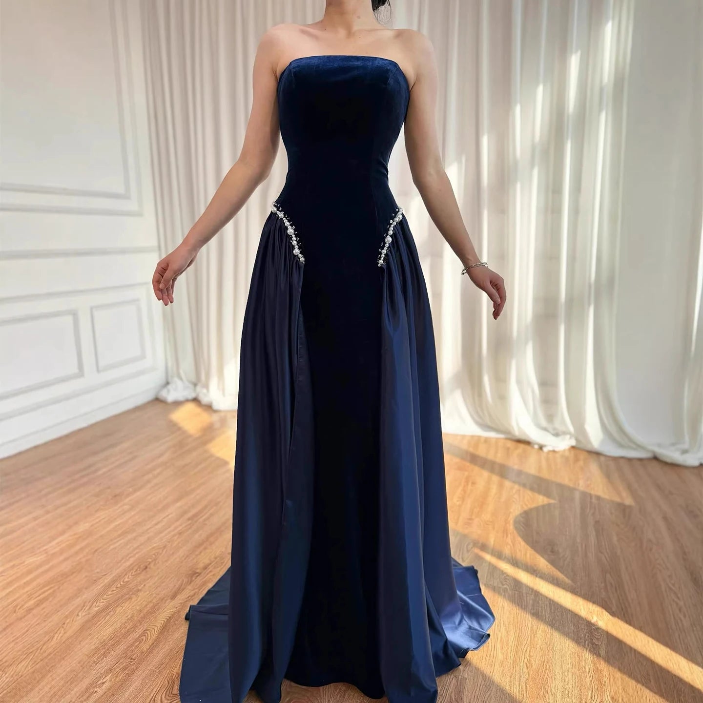 Luxury Navy Blue Mermaid Pearls Evening Dress Gowns With Skirt LA73351
