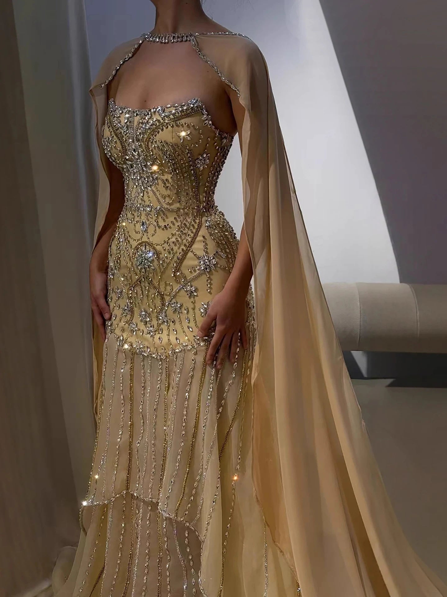 Luxury Gold Diamond Evening Dress with Cape for Wedding Party LA73224