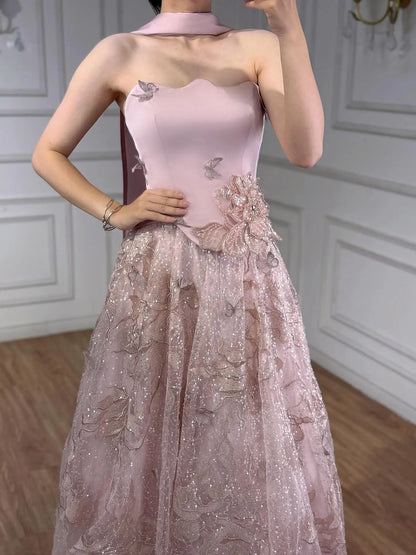 فستان سهرة فاخر وردي اللون مكون من قطعتين بتصميم A-Line مع كاب LA73415