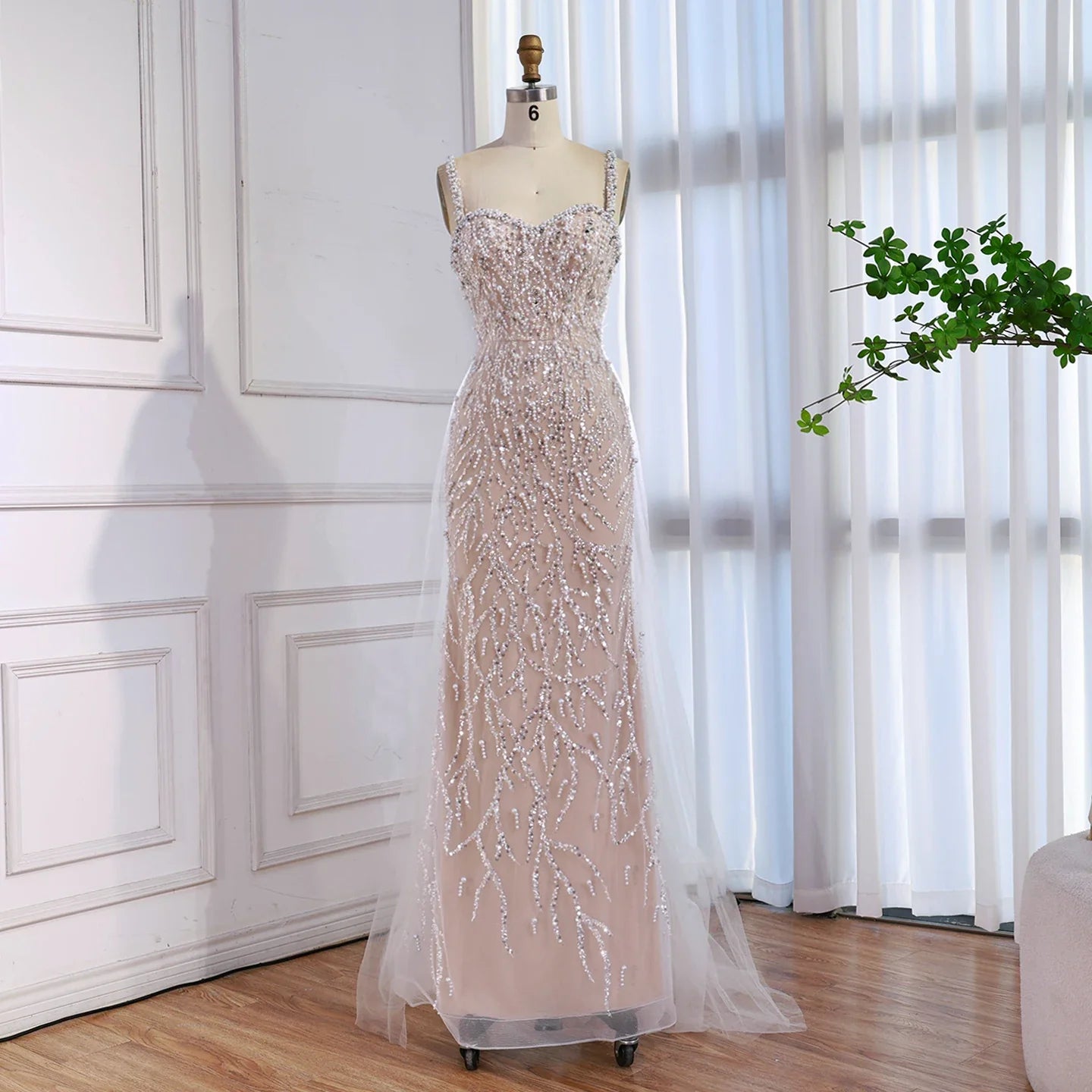 Luxury Lace Pearls Mermaid Evening Dress With Glove White Nude LA72345E
