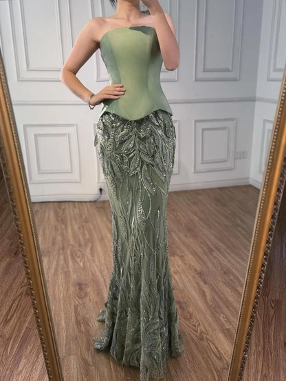 Luxuriöses, perlenbesetztes Abendkleid im Meerjungfrauenstil mit Cape-Kragen in Salbeigrün LA73110