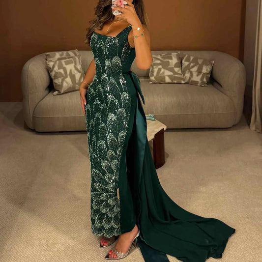 Luxury Evening Dress Emerald Green Bow Sheath Straight With Train LA73380