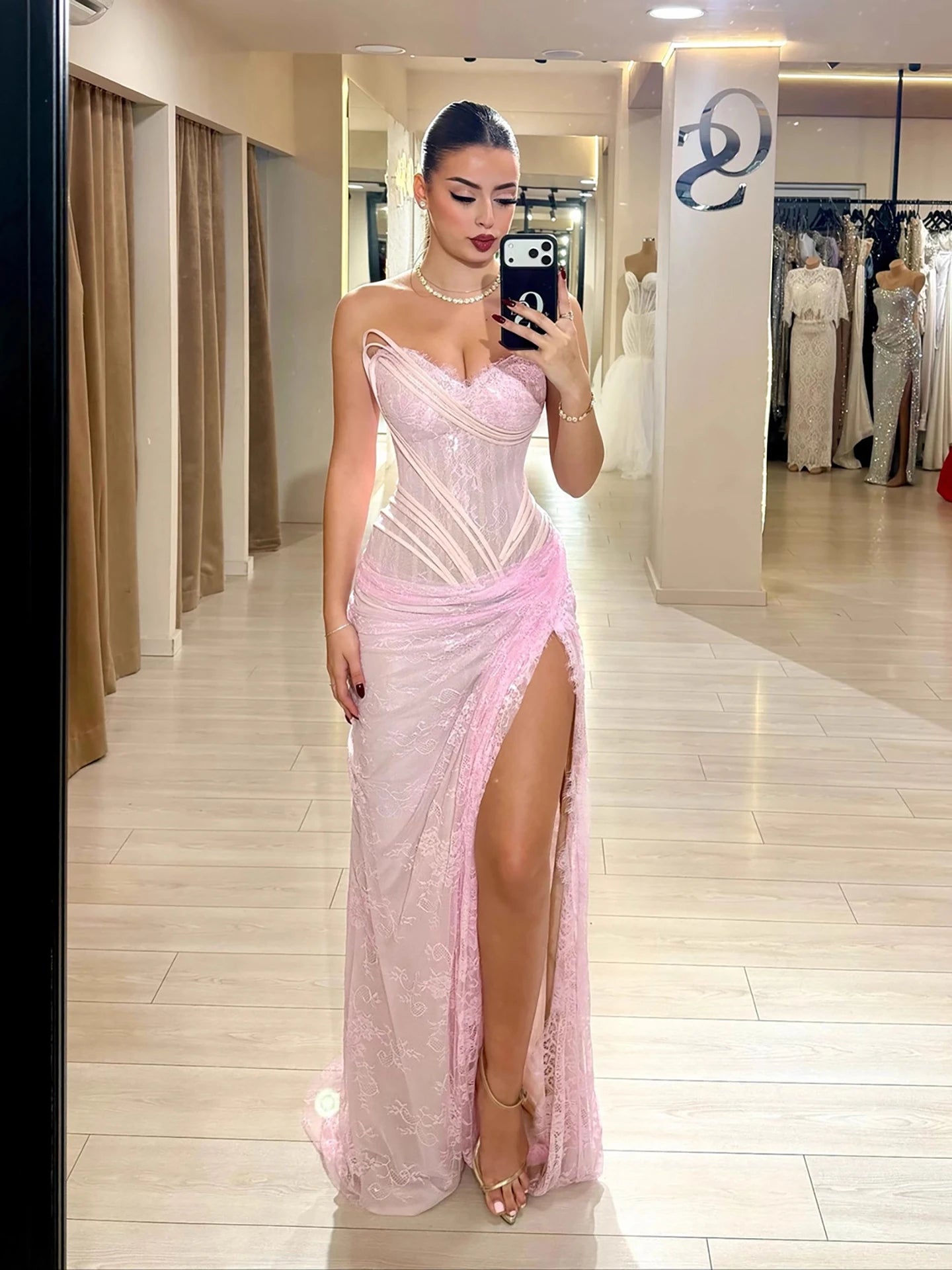 Luxury Pink Saudi Arabic Lace Embroidery Evening Dress LA73373