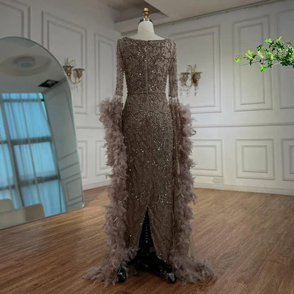 Luxuriöses Dubai-Abendkleid mit ausgestellten Ärmeln, Meerjungfrau-Stil, türkisfarbenen Perlen und Federn, für formelle Anlässe, LA72767 
