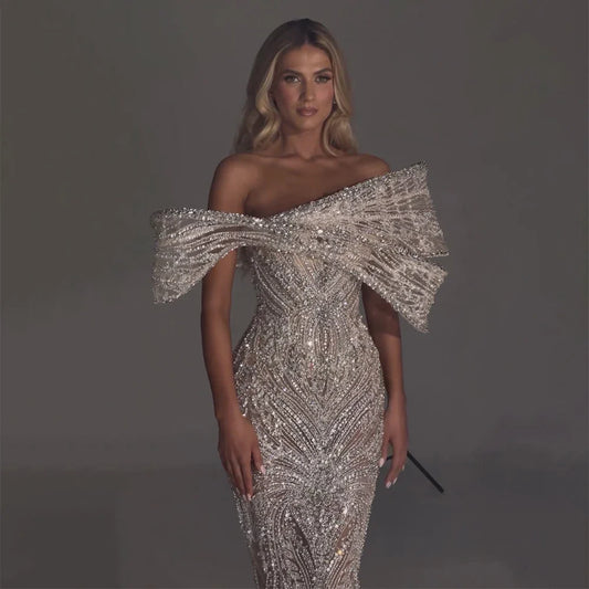 Luxuriöses schulterfreies Meerjungfrau-Abendkleid in Silber-Nude LA72878 