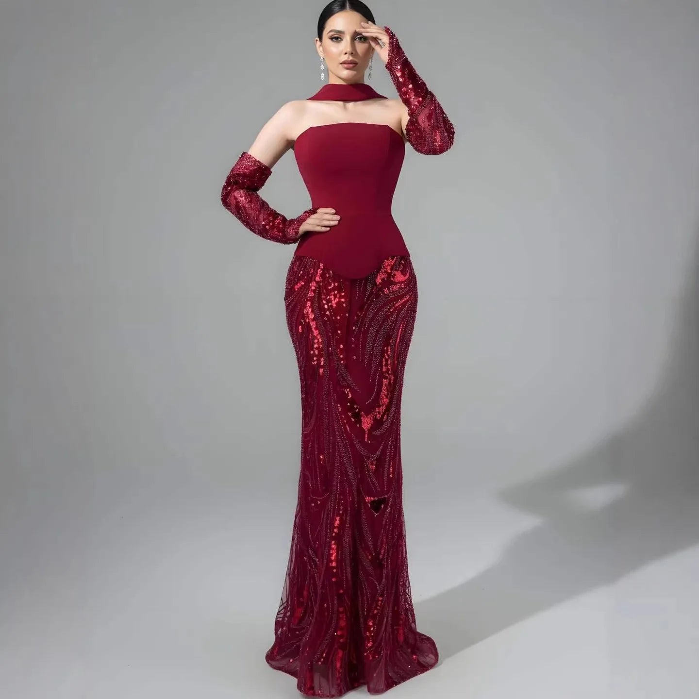 Luxuriöses weinrotes Meerjungfrauen-Abendkleid mit Handschuhen LA73050E